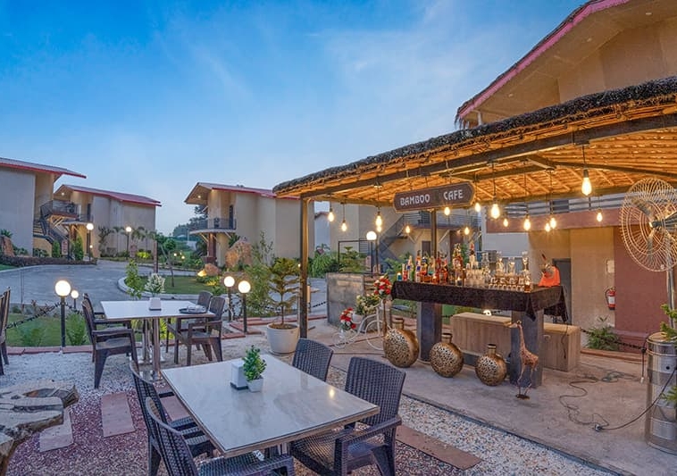 cafe-170 Room Property in Jim Corbett